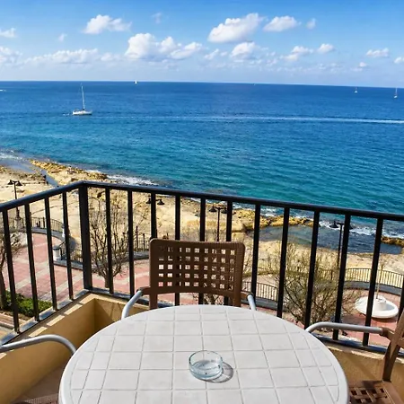 Waterfront At De Redin Court Sliema