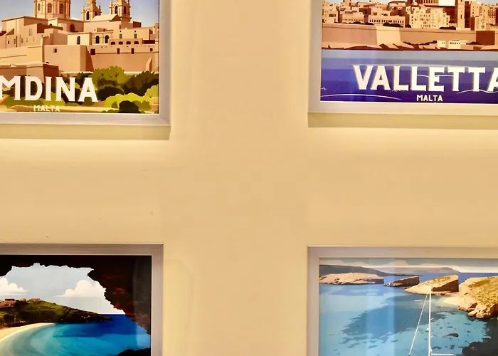 Waterfront At De Redin Court Apartment